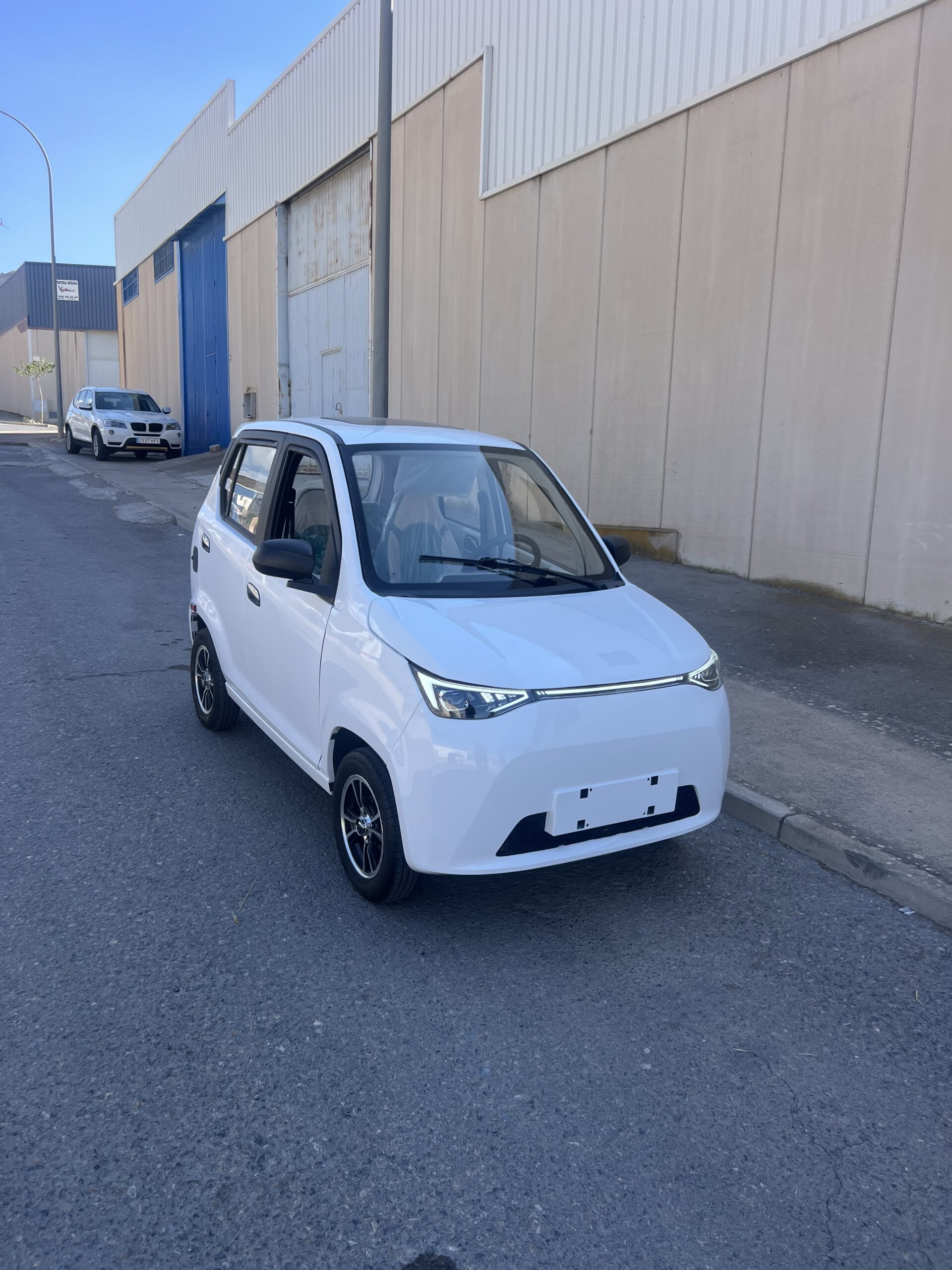 COCHE SIN CARNET ELÉCTRICO NUXCO N4 - Imagen 3