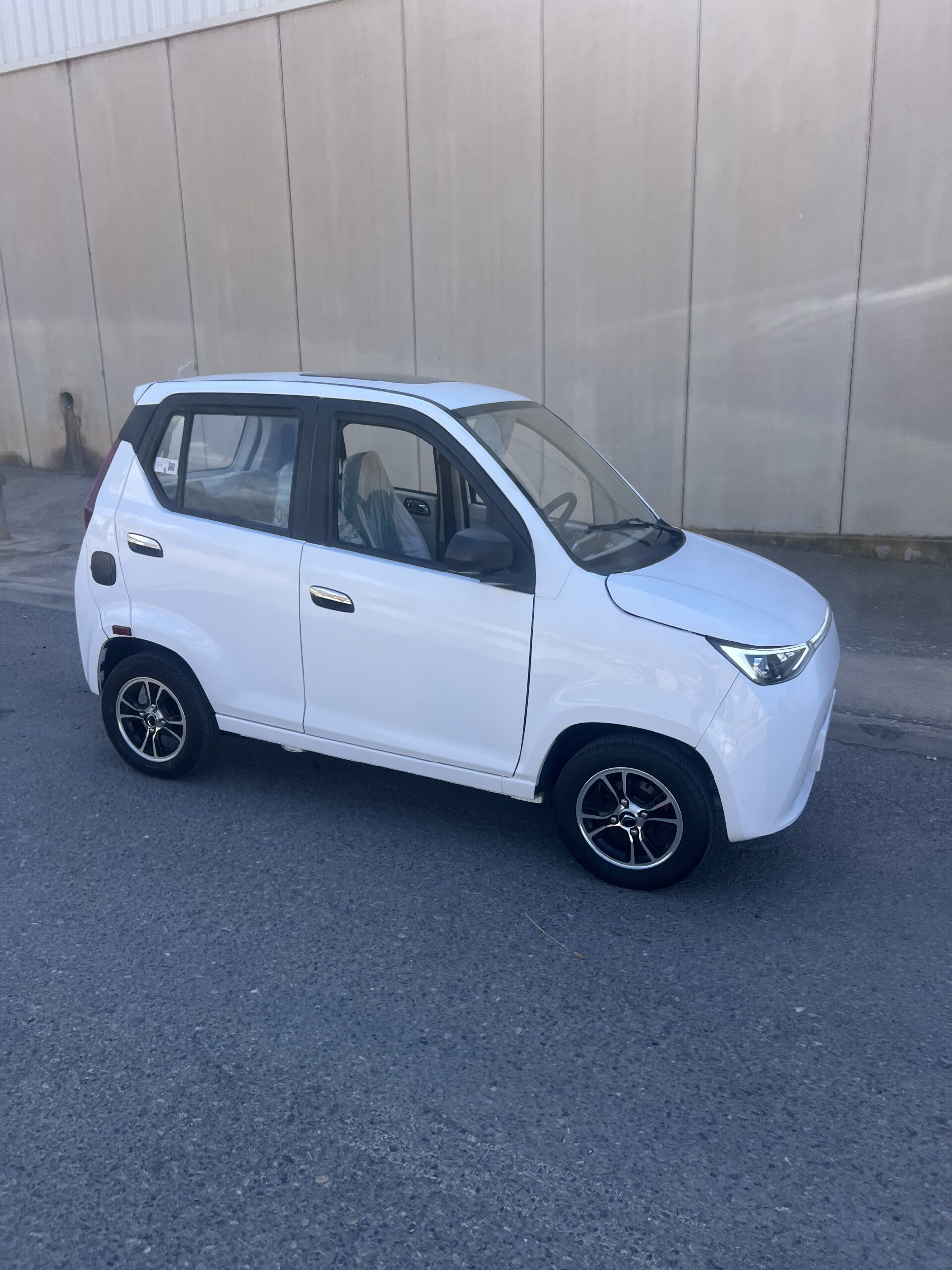 COCHE SIN CARNET ELÉCTRICO NUXCO N4 - Imagen 2
